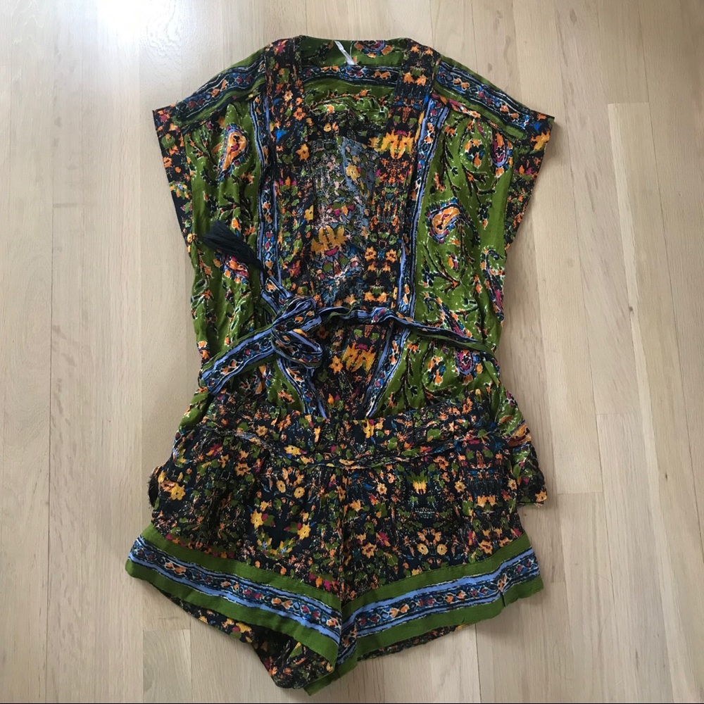 COPY - FREE PEOPLE Printed Set Sz XS
